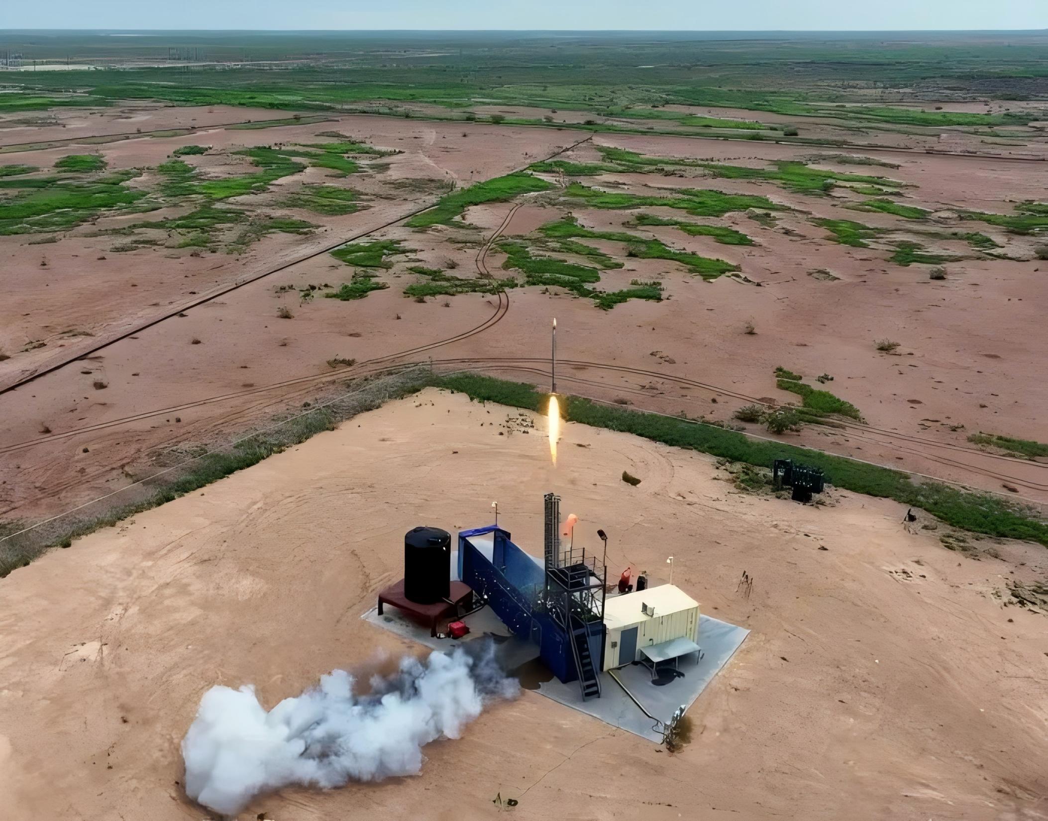 0901 3D打印固液混合推进火箭发动机达到重要里程碑.jpg